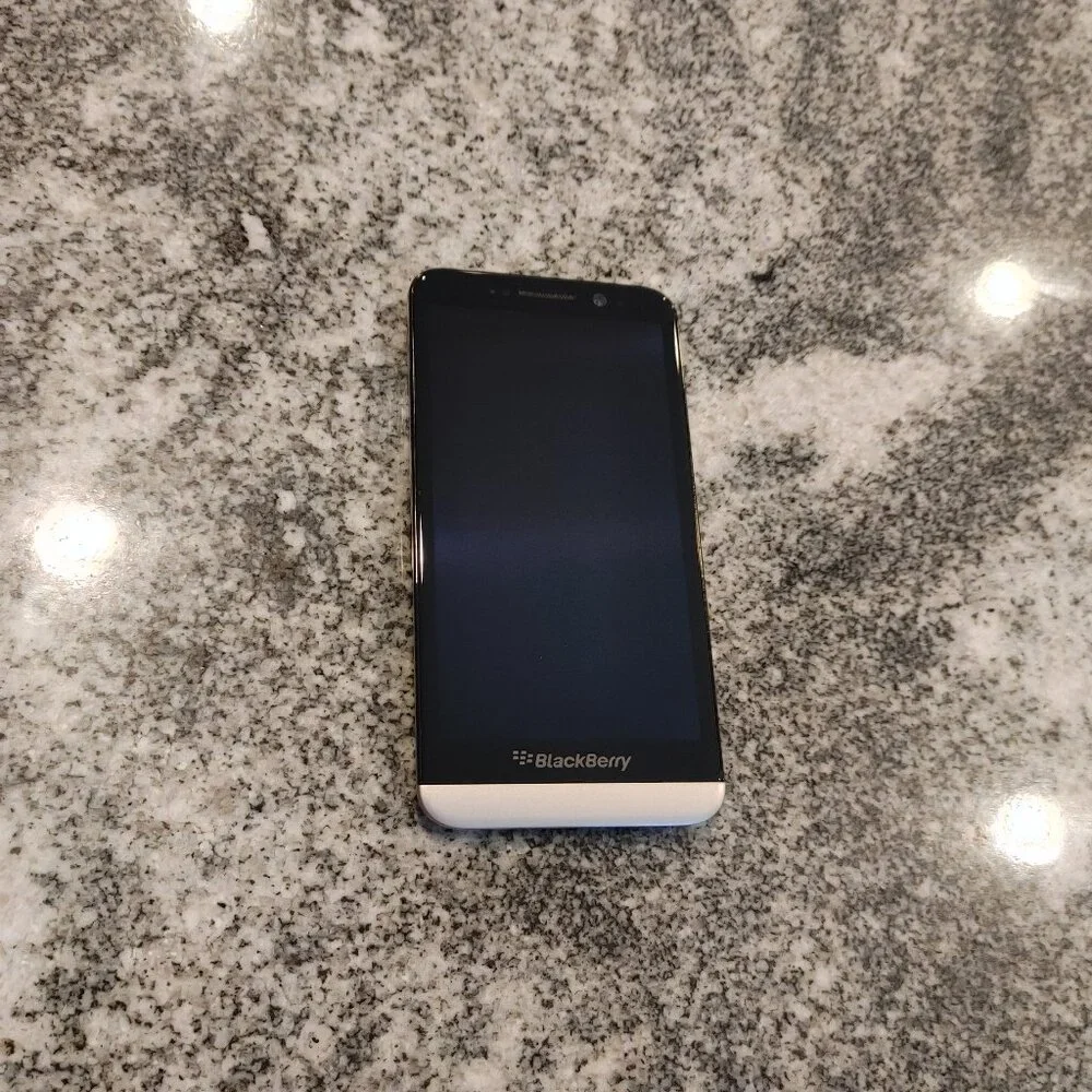 Blackberry Z30 Smartphone